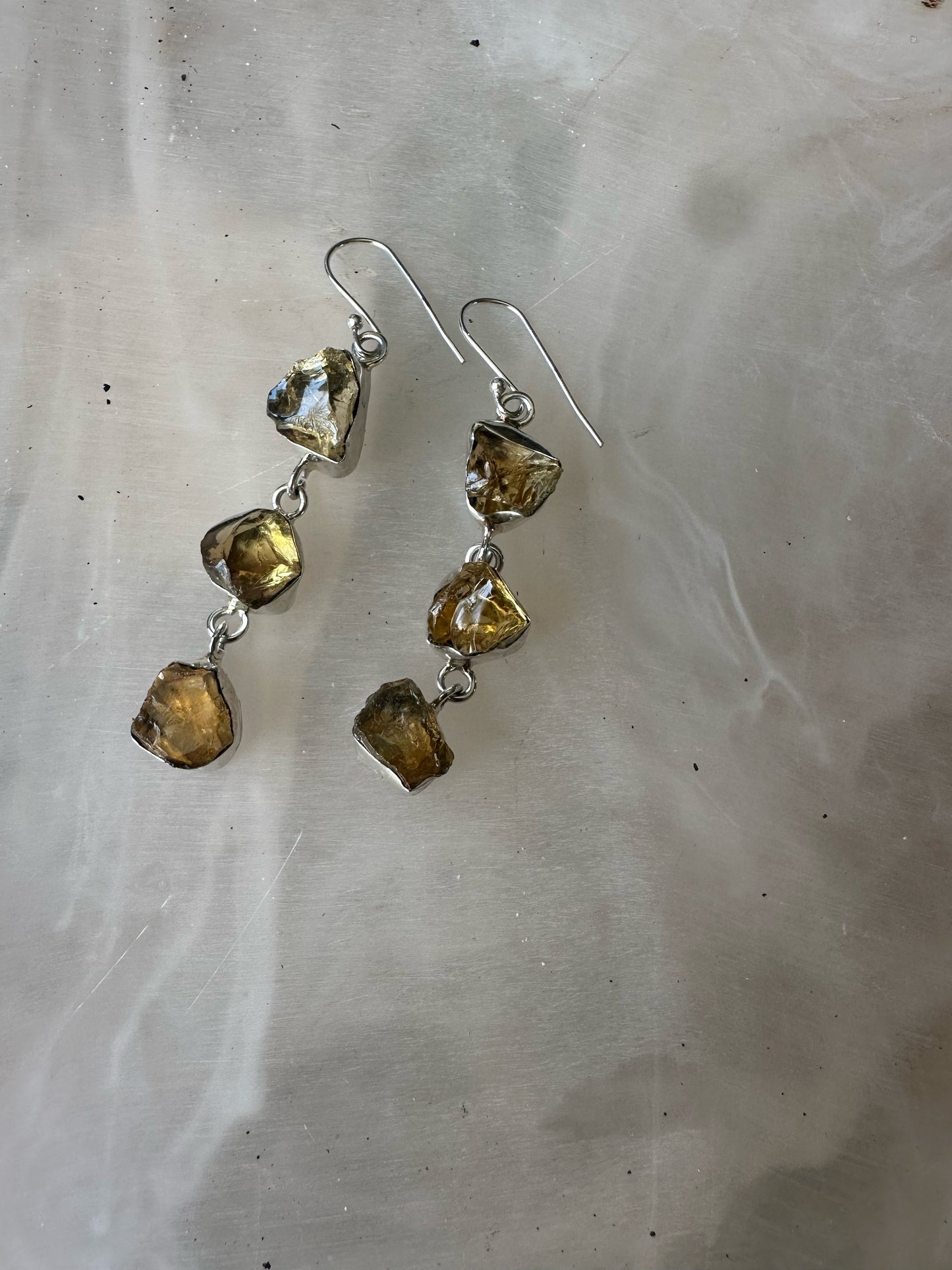 Raw citrine