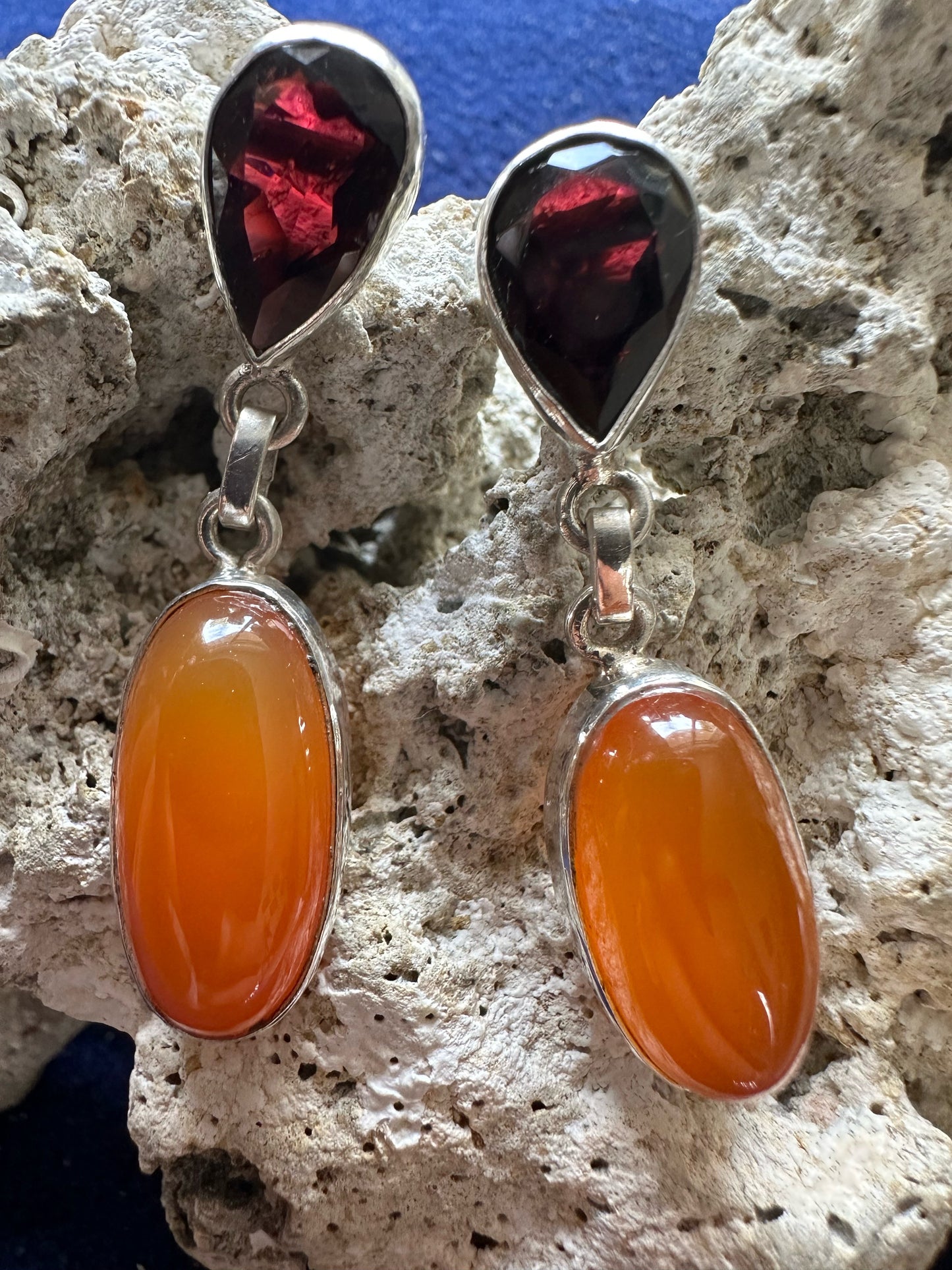 Carnelian with Garnet