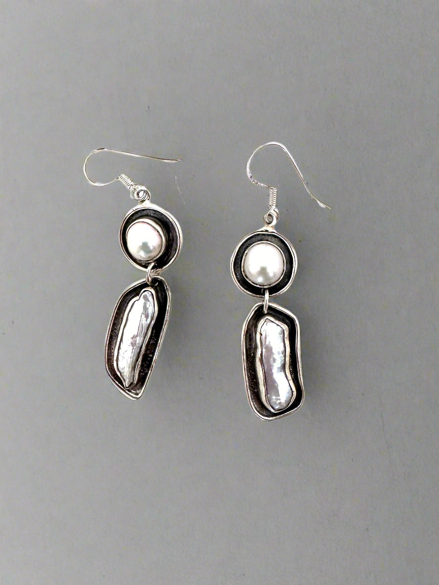 Pearl with Biwa Pearl