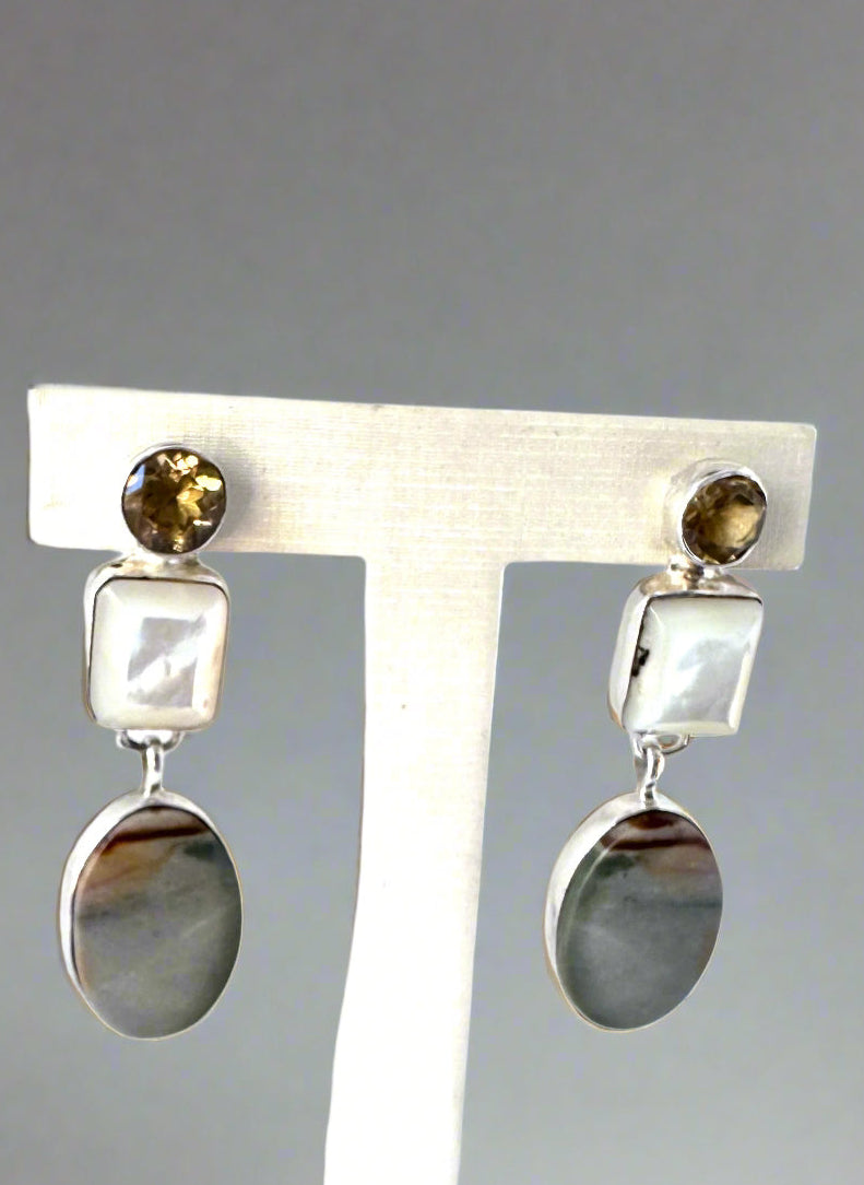 Calicrom Jasper with Mother of pearl and Citrine