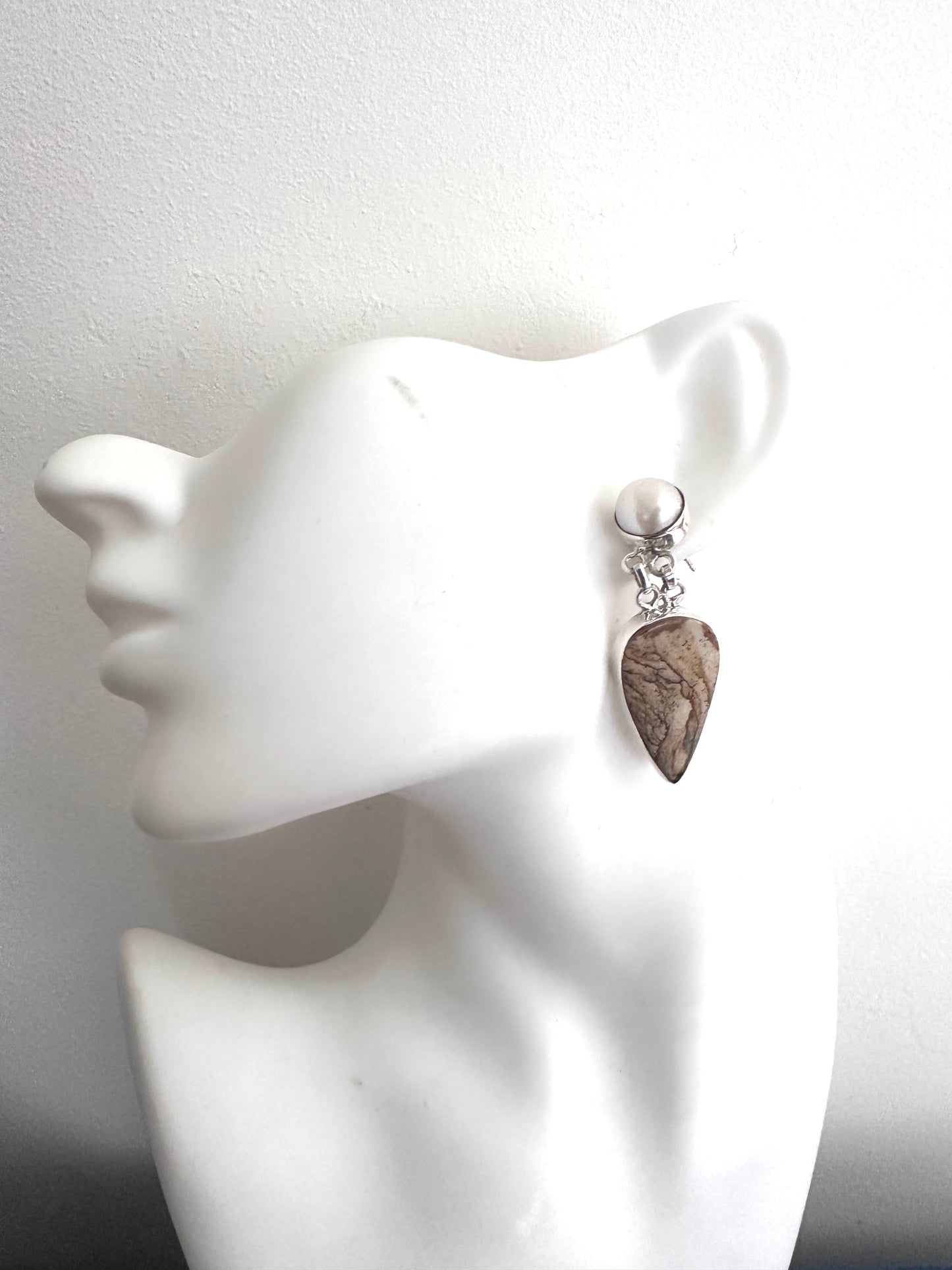 Picture Jasper with Pearl