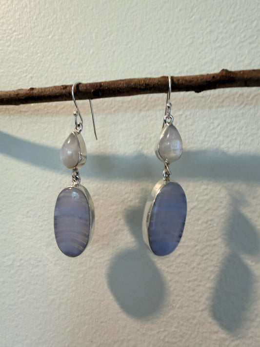 Blue Lace Agate with Rainbow Moonstone