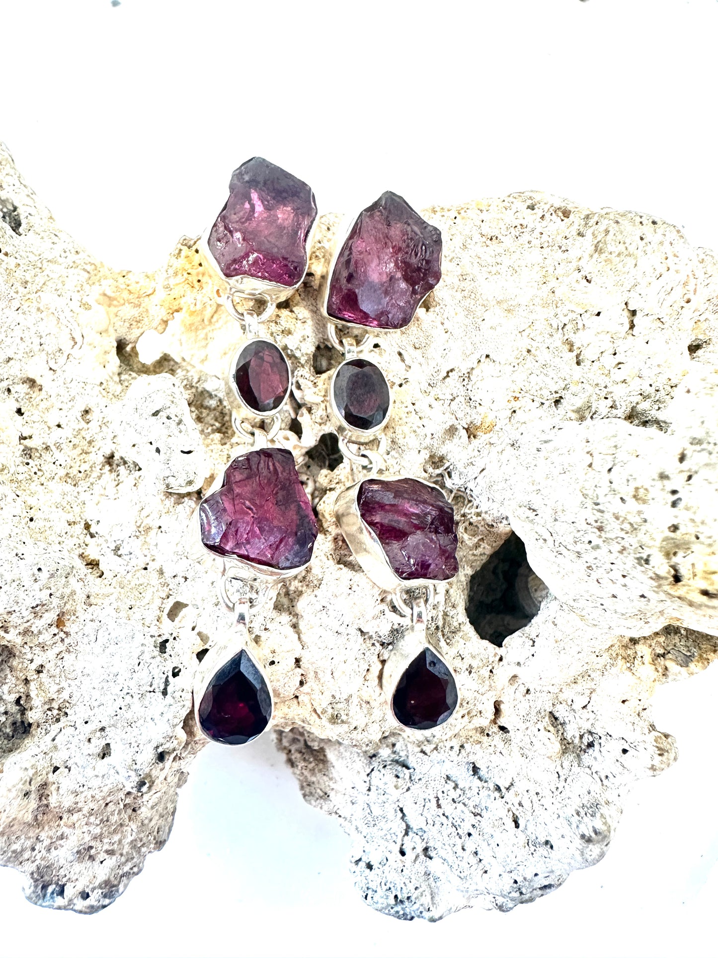 Garnet-Raw and Polished