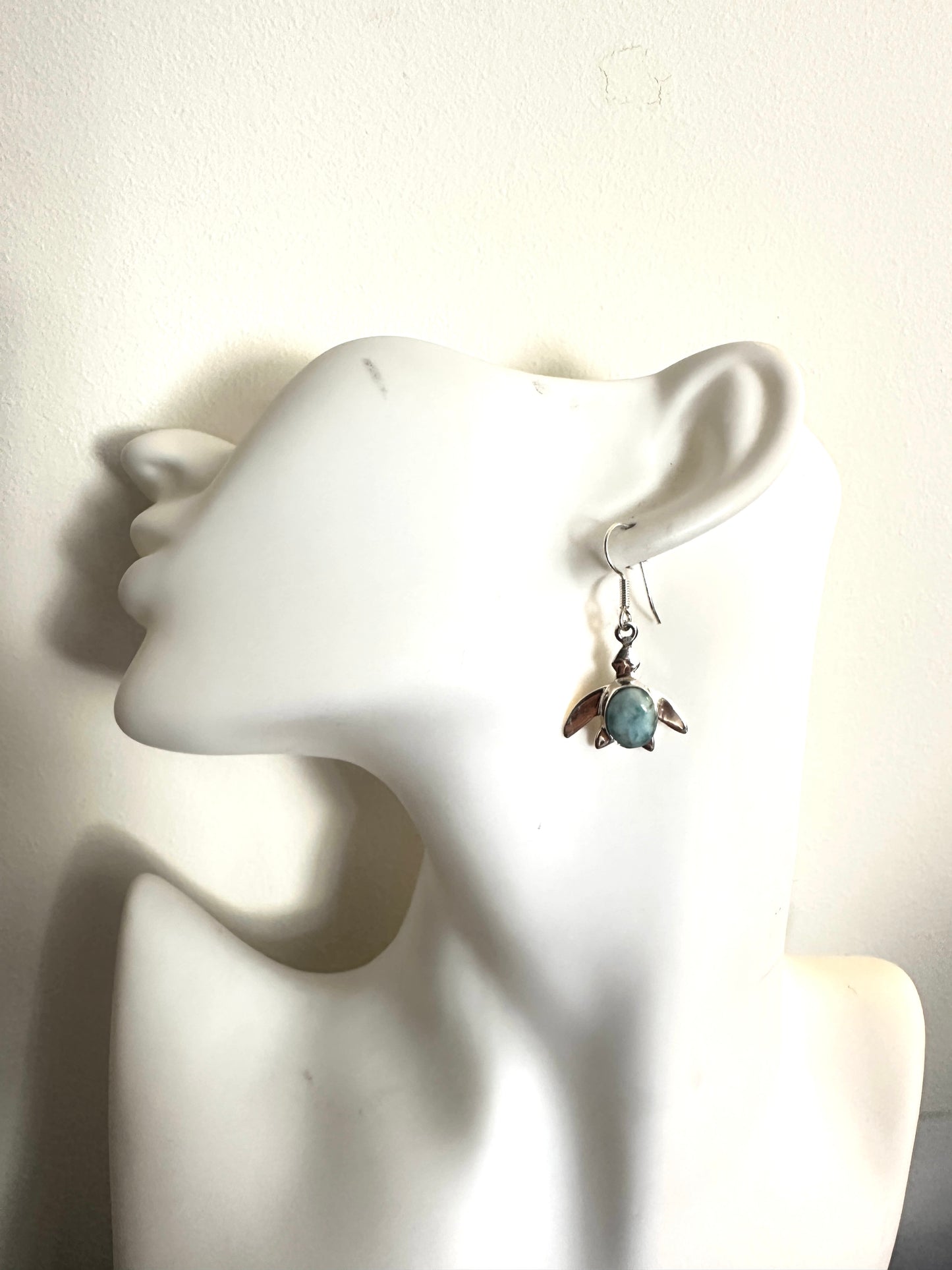 Larimar Turtles