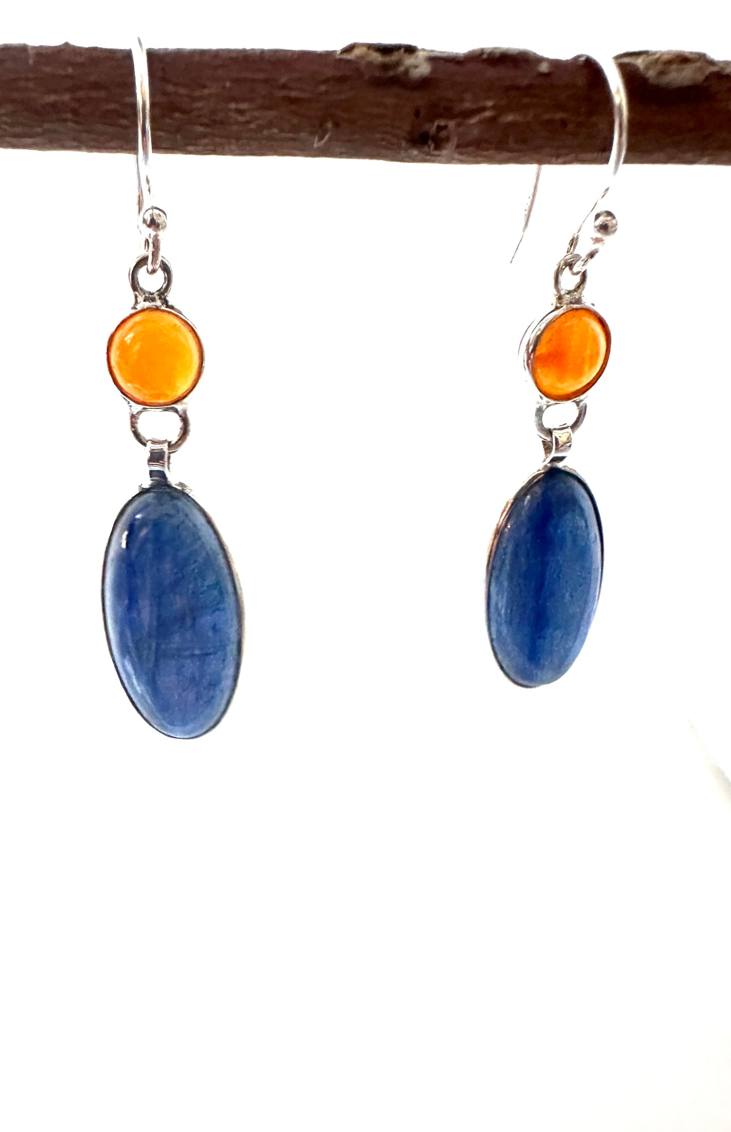 Kyanite with Carnelian