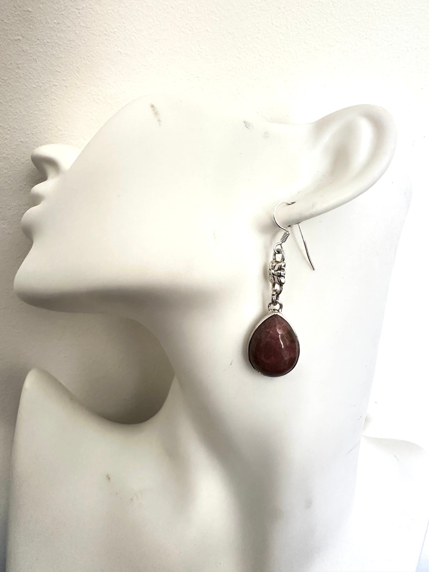 Rhodonite
