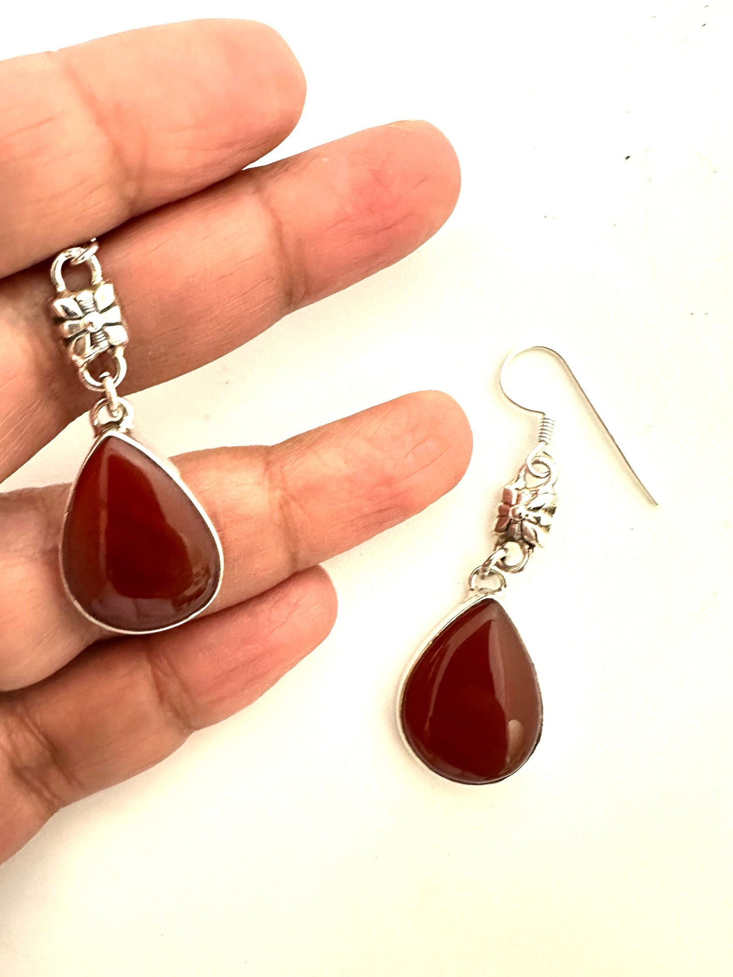Red Onyx with Silver Bead