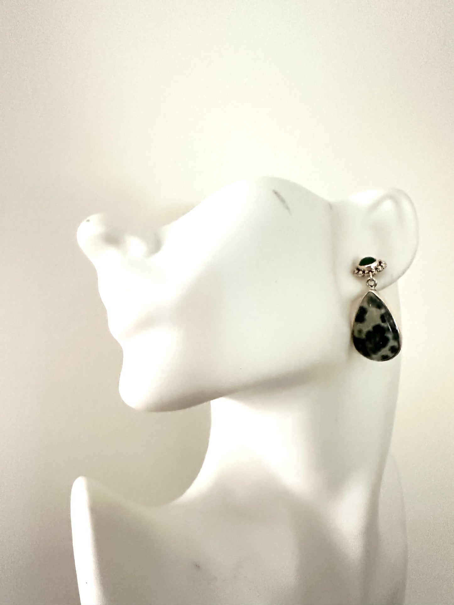 Moss Agate with Green Onyx