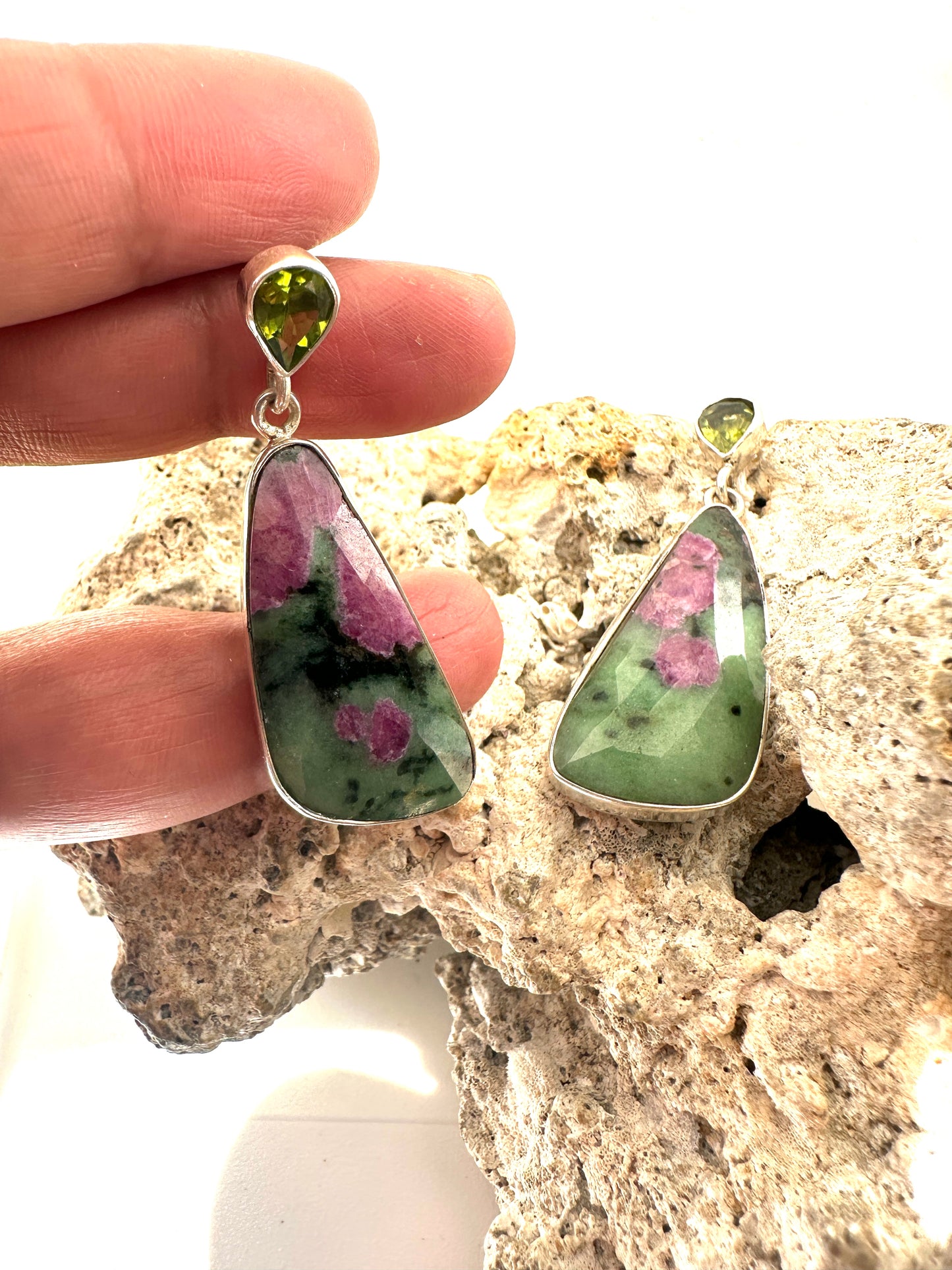Ruby Zosite with Peridot(Large)