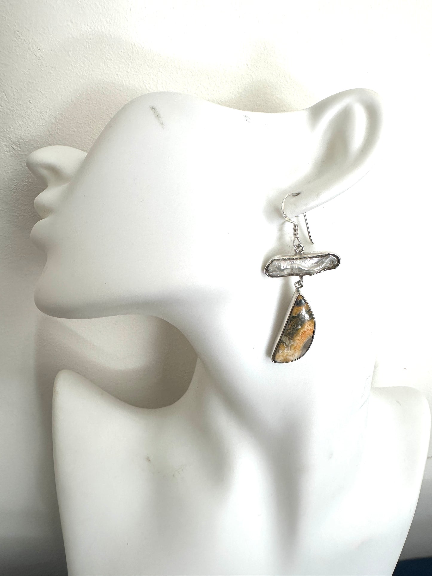 Biwa Shell with Bumble Bee Jasper