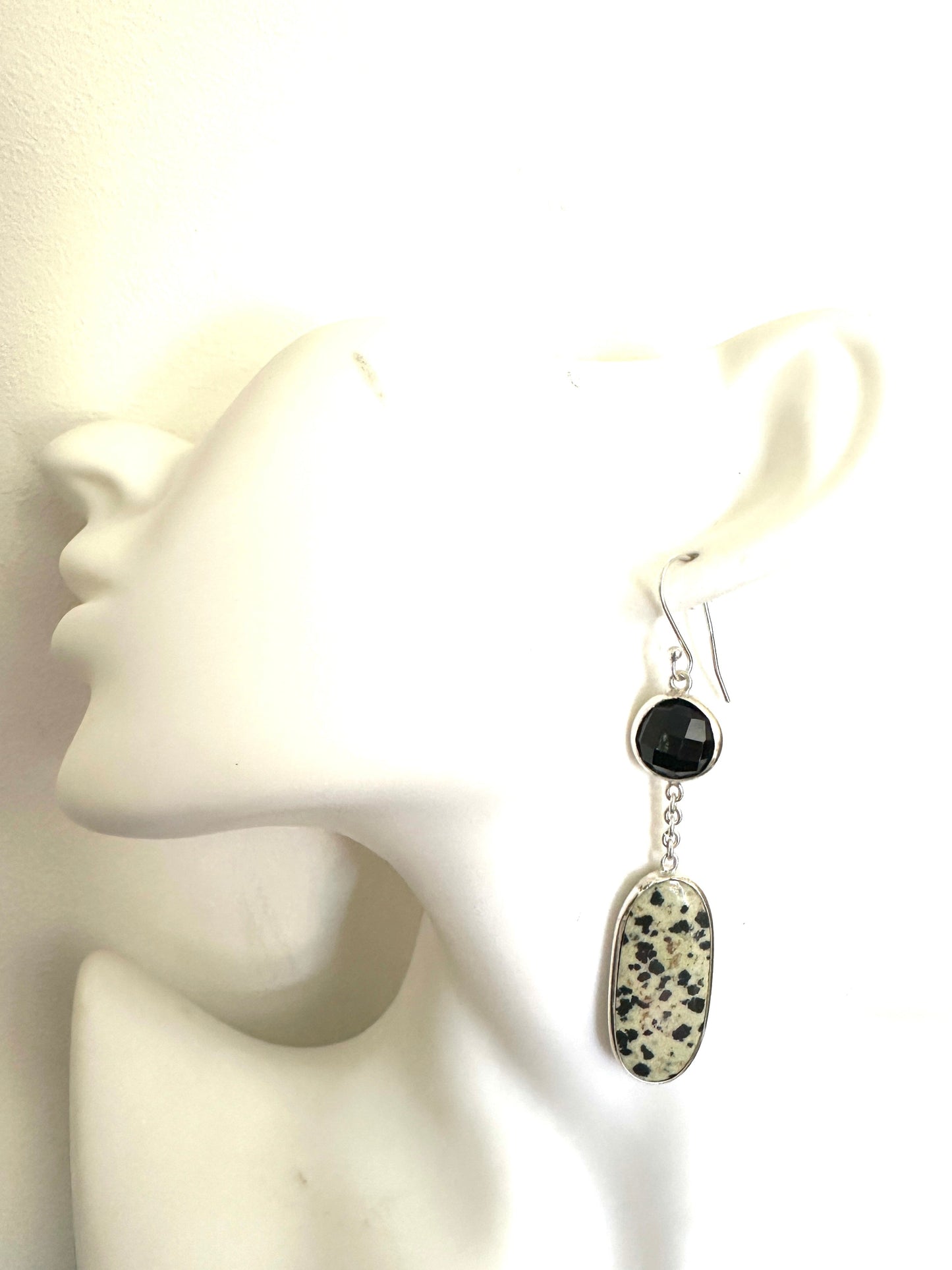 Black Onyx with Dalmatian Jasper
