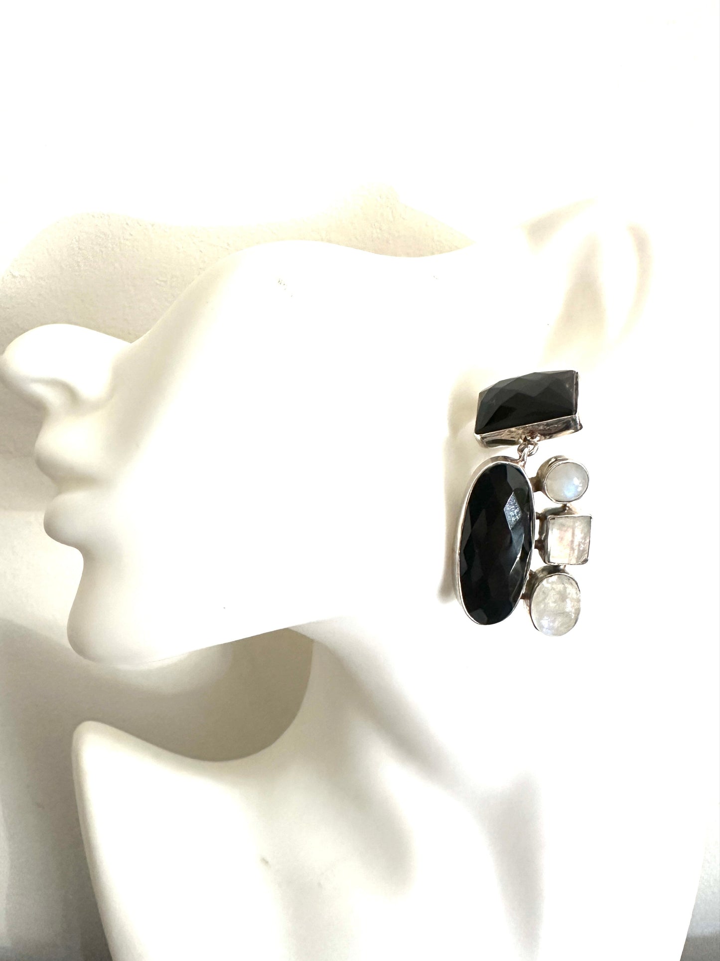 Black Onyx with Rainbow Moonstone