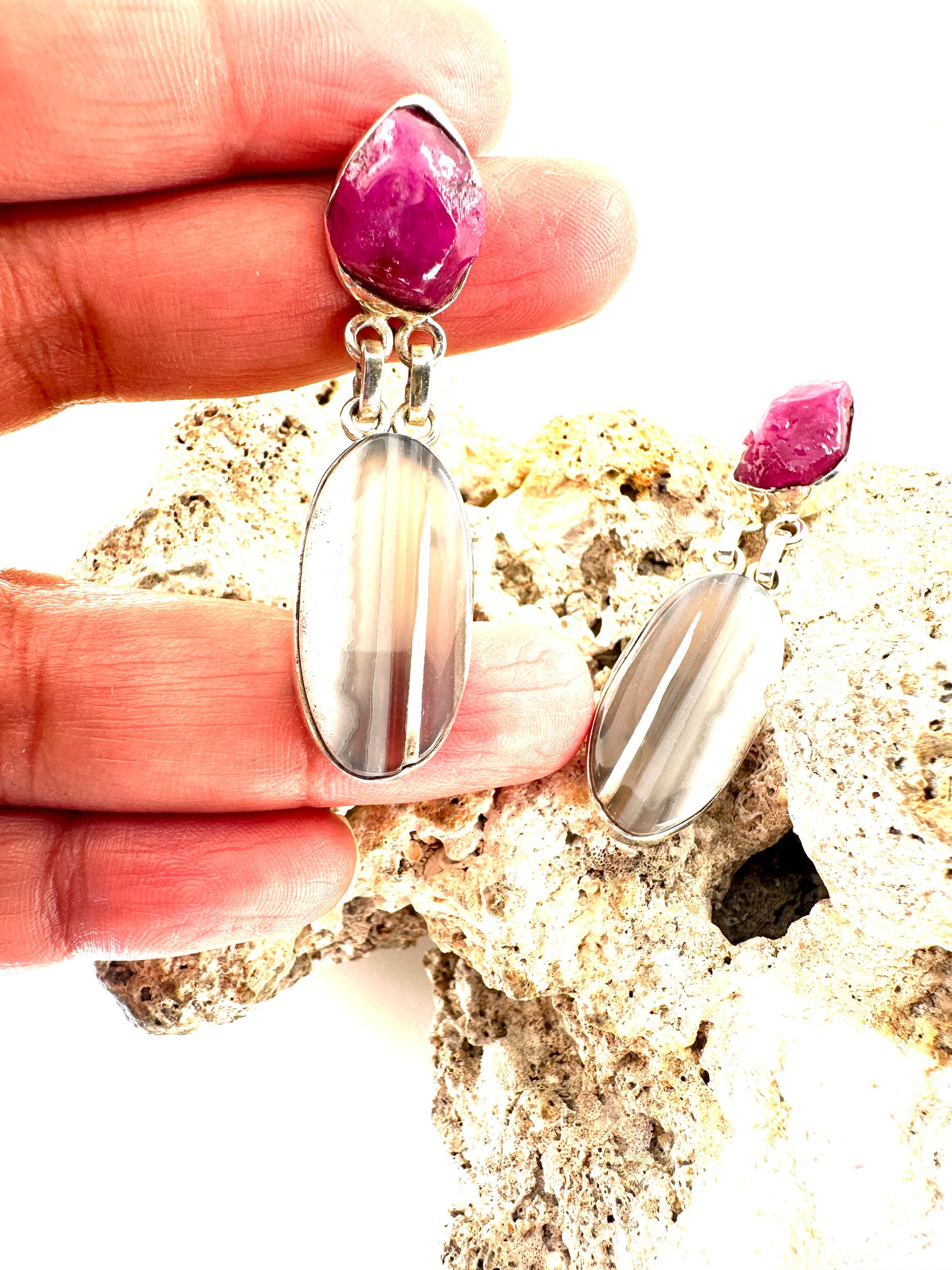 Ruby with Banded Onyx(Large)