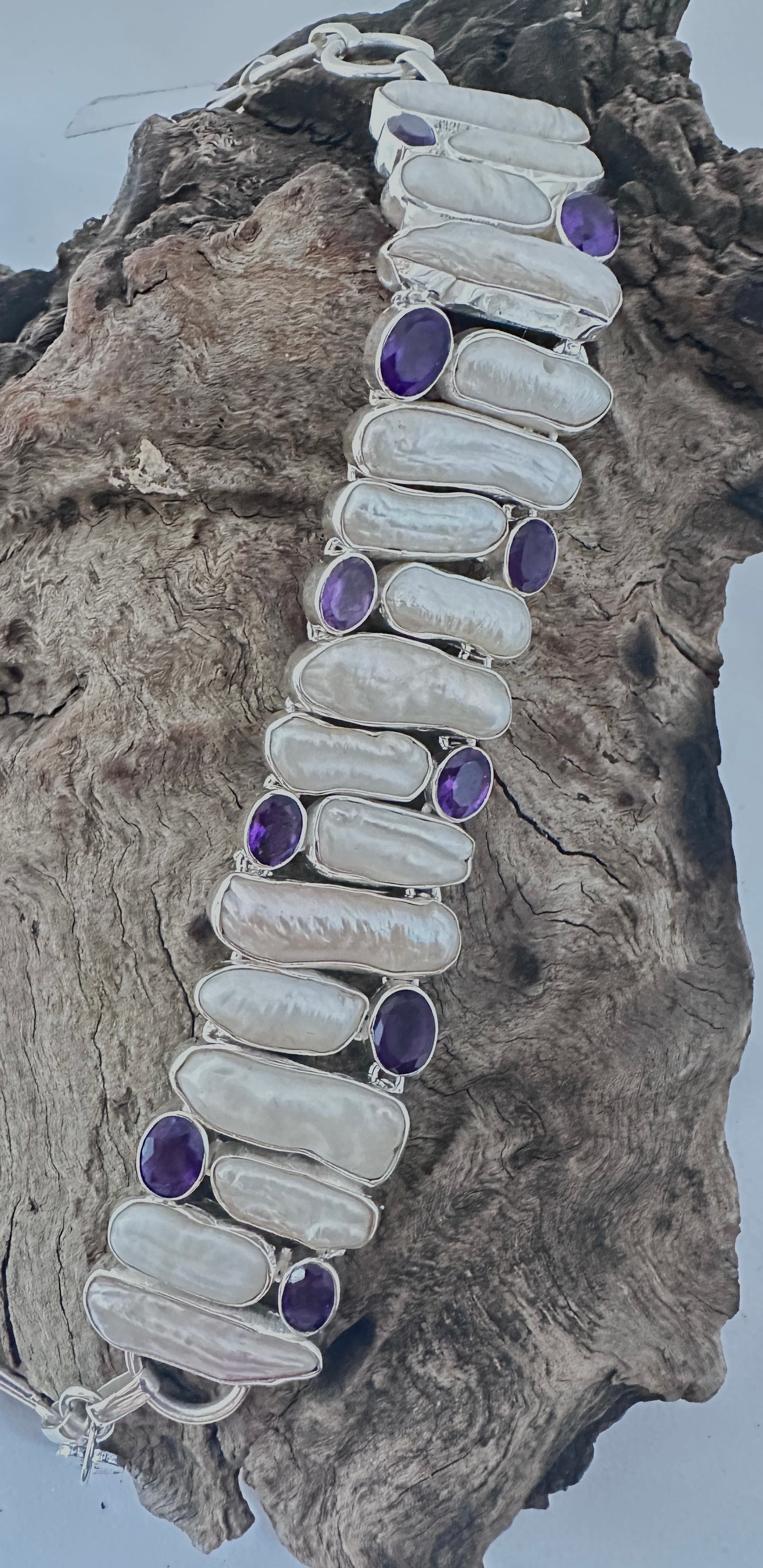 Biwa Pearl with Amethyst