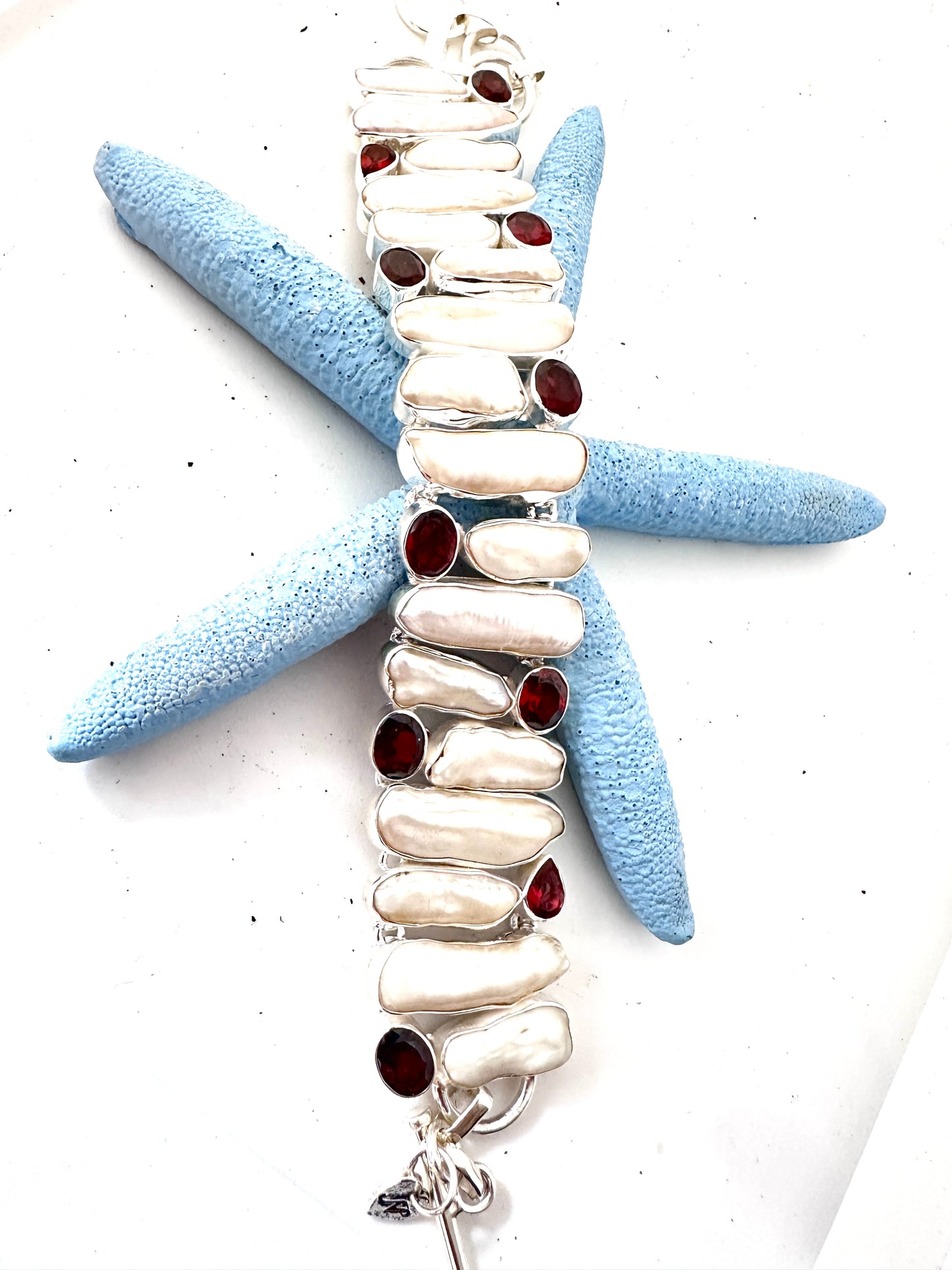 Biwa Pearl with Garnet