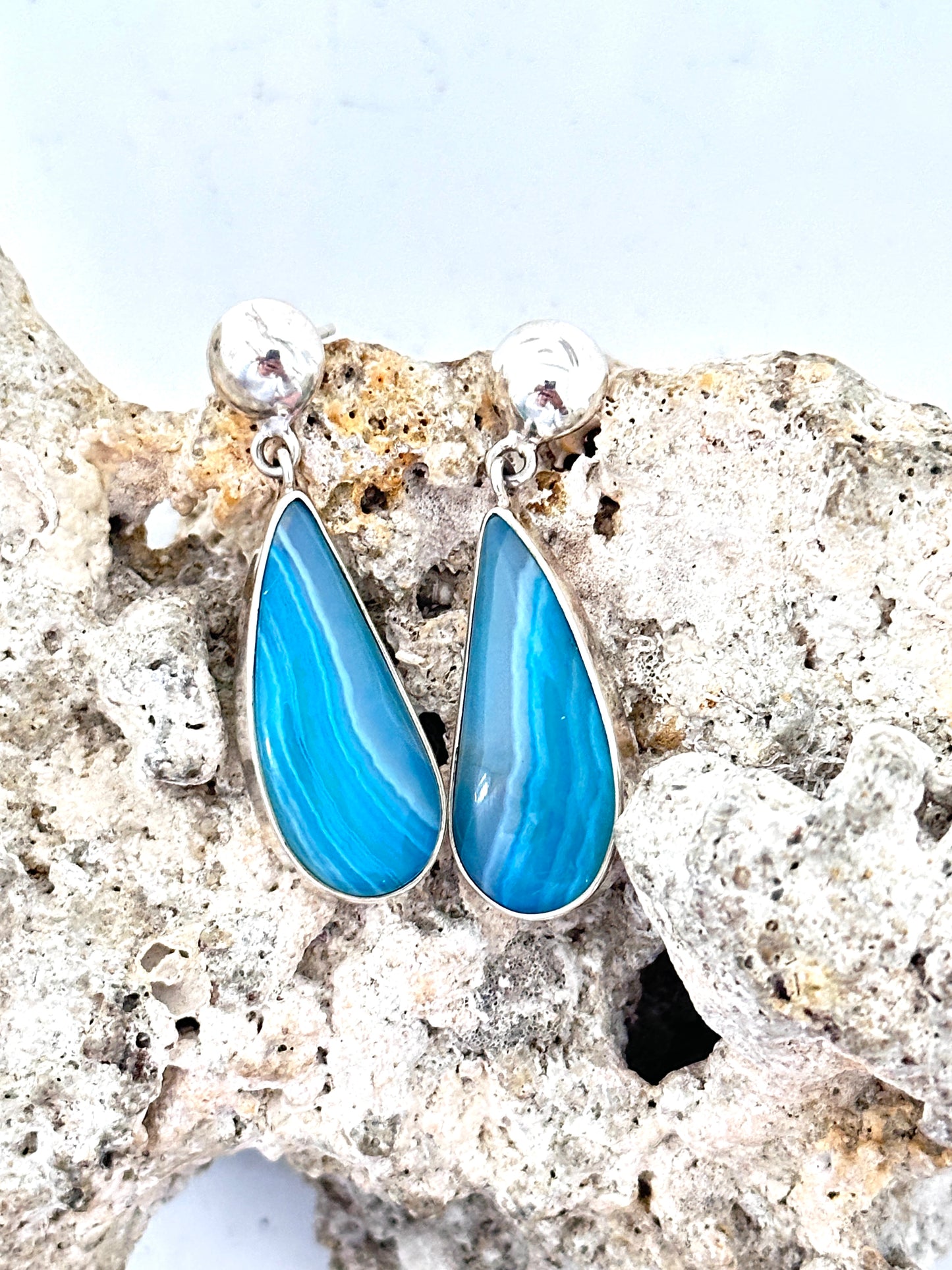 Blue Banded Onyx with Silver stud