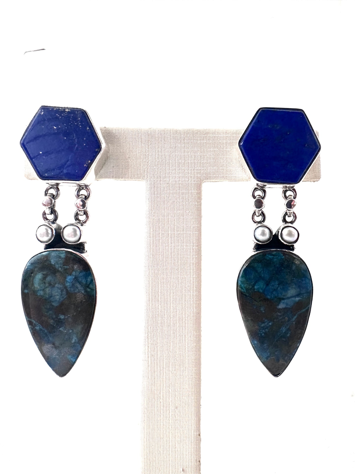 Lapis Lazuli with Pearl and Azurite