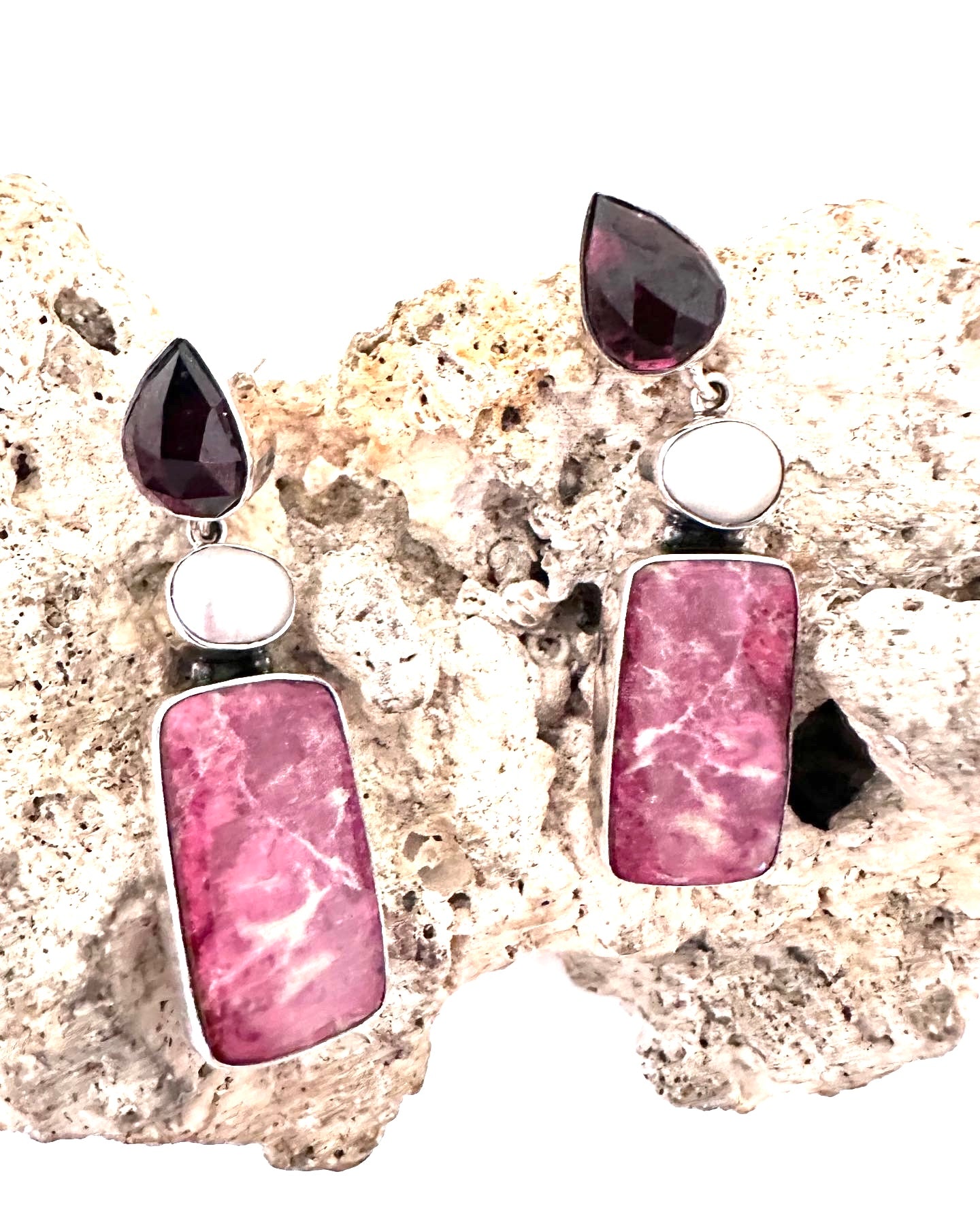 Thulite with Garnet and Pearl