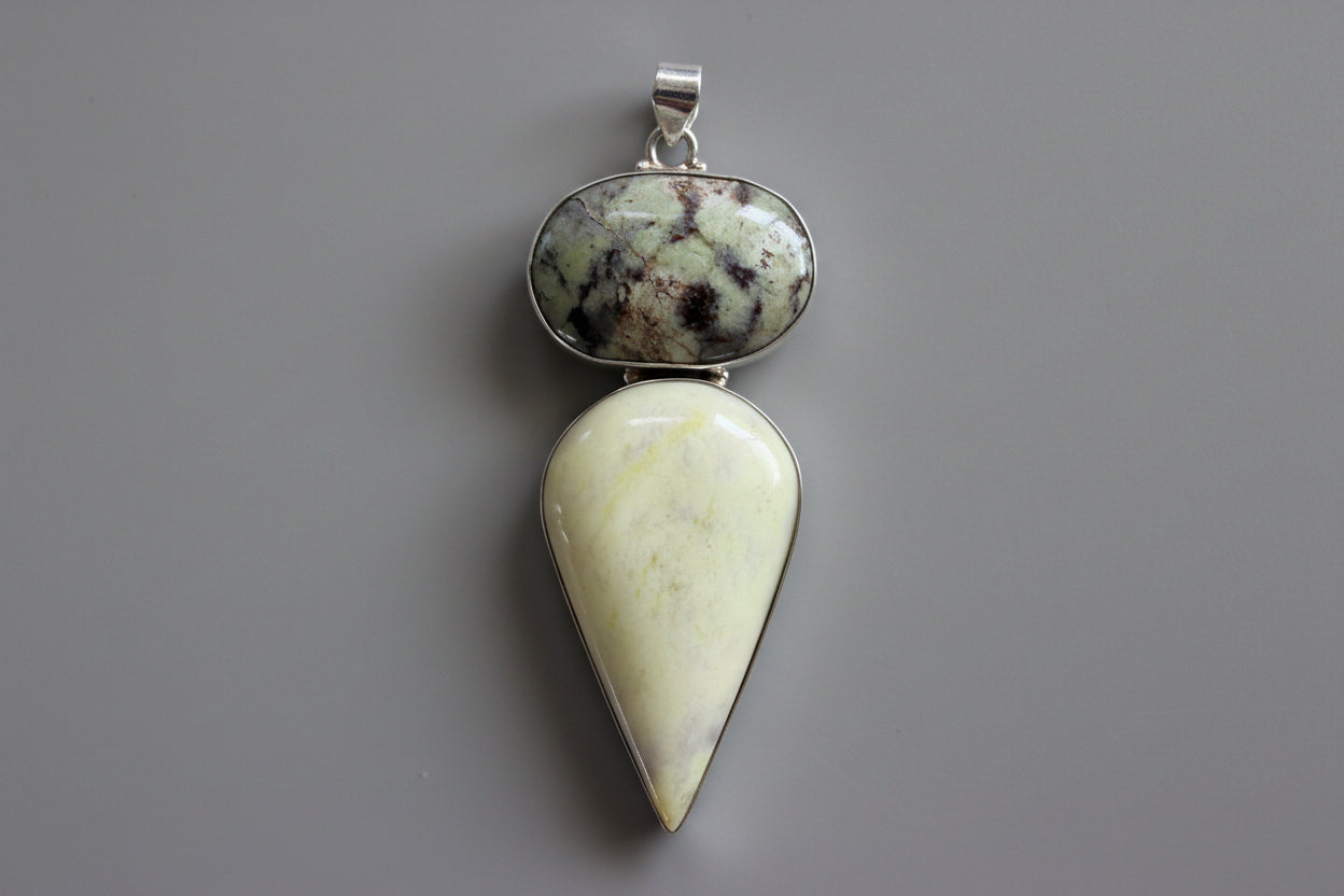 Serpentine with Lemon Chrysoprase