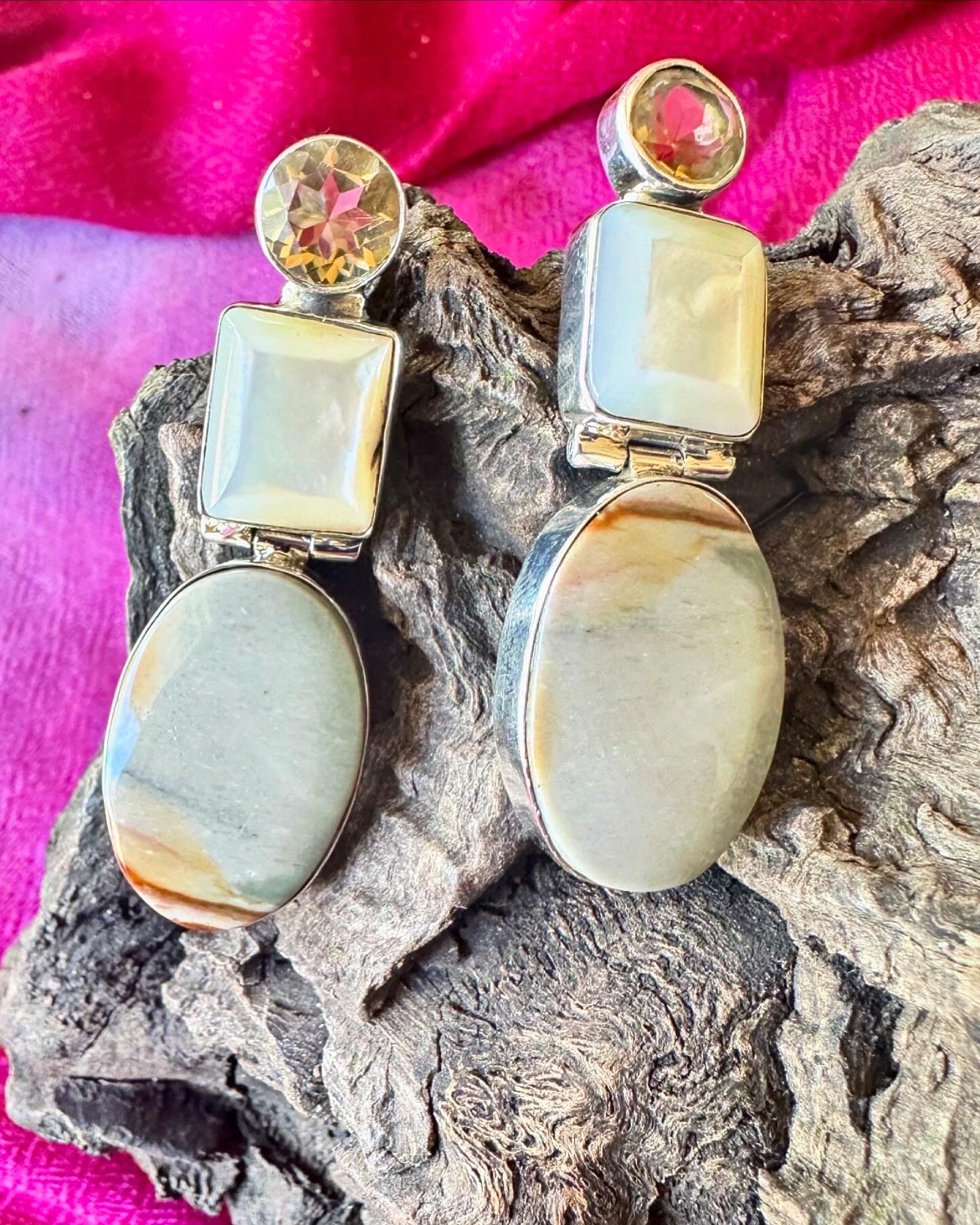 Calicrom Jasper with Pearl