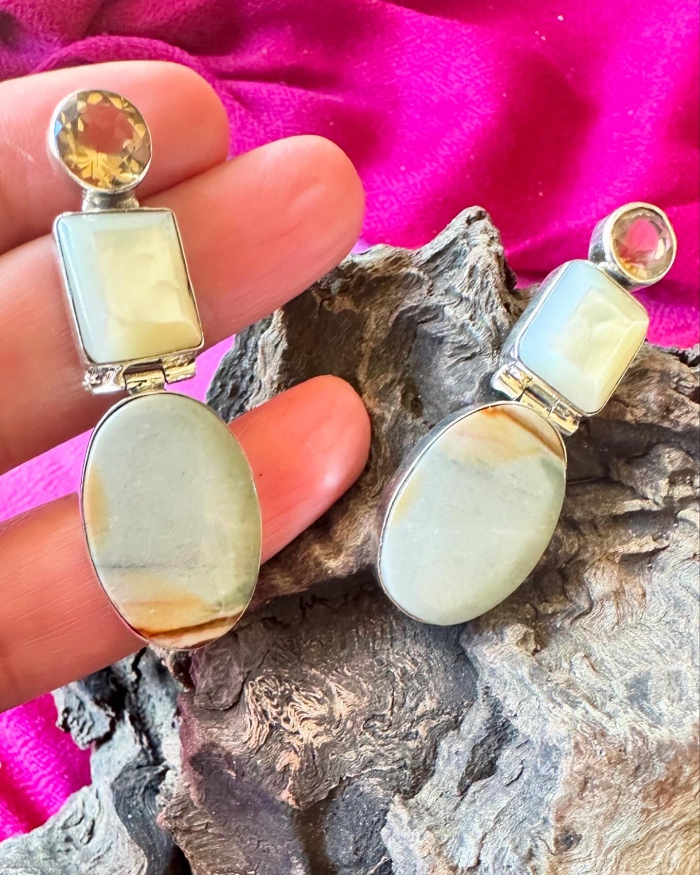 Calicrom Jasper with Pearl