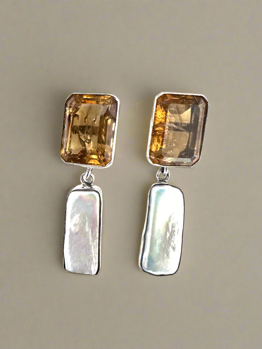 Citrine with Biwa Pearl