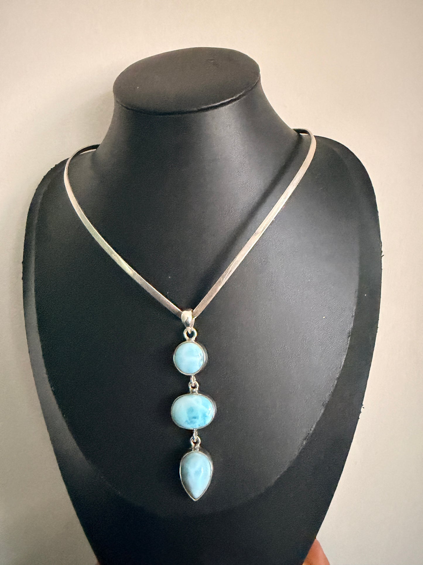 Larimar Wave
