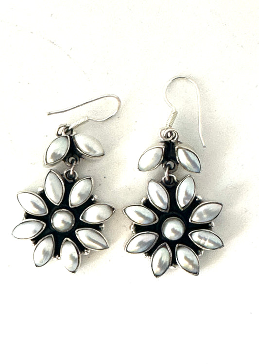 Fresh Water Pearl flowers