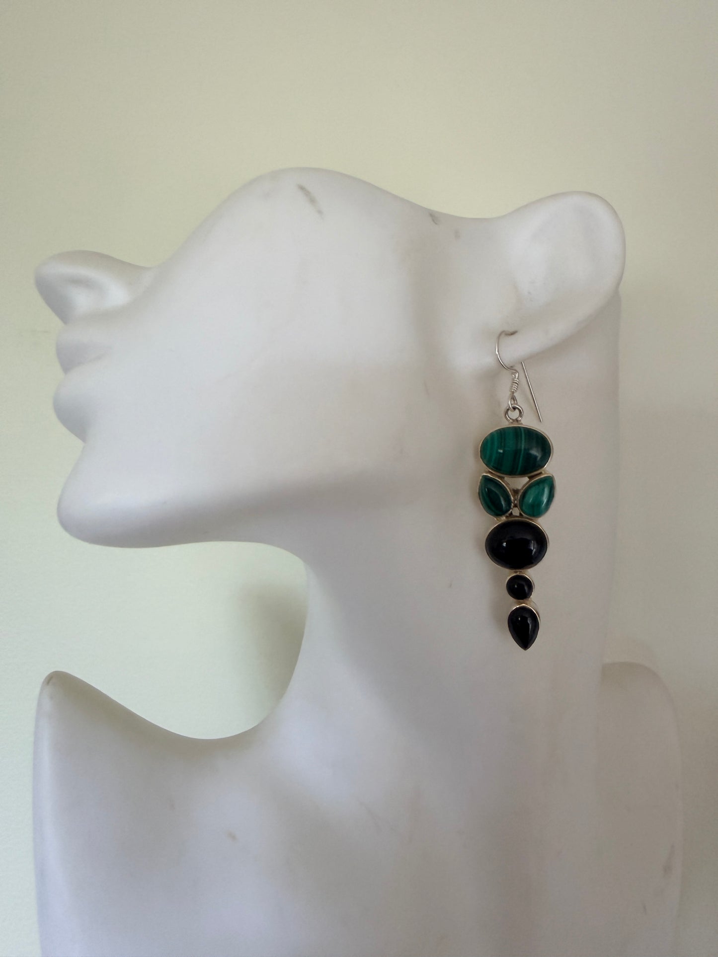 Malachite with Black Onyx