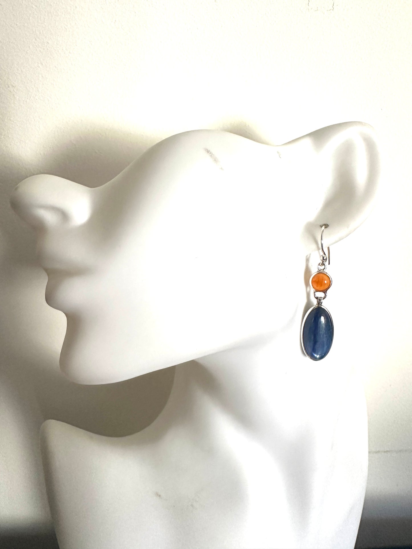 Kyanite with Carnelian