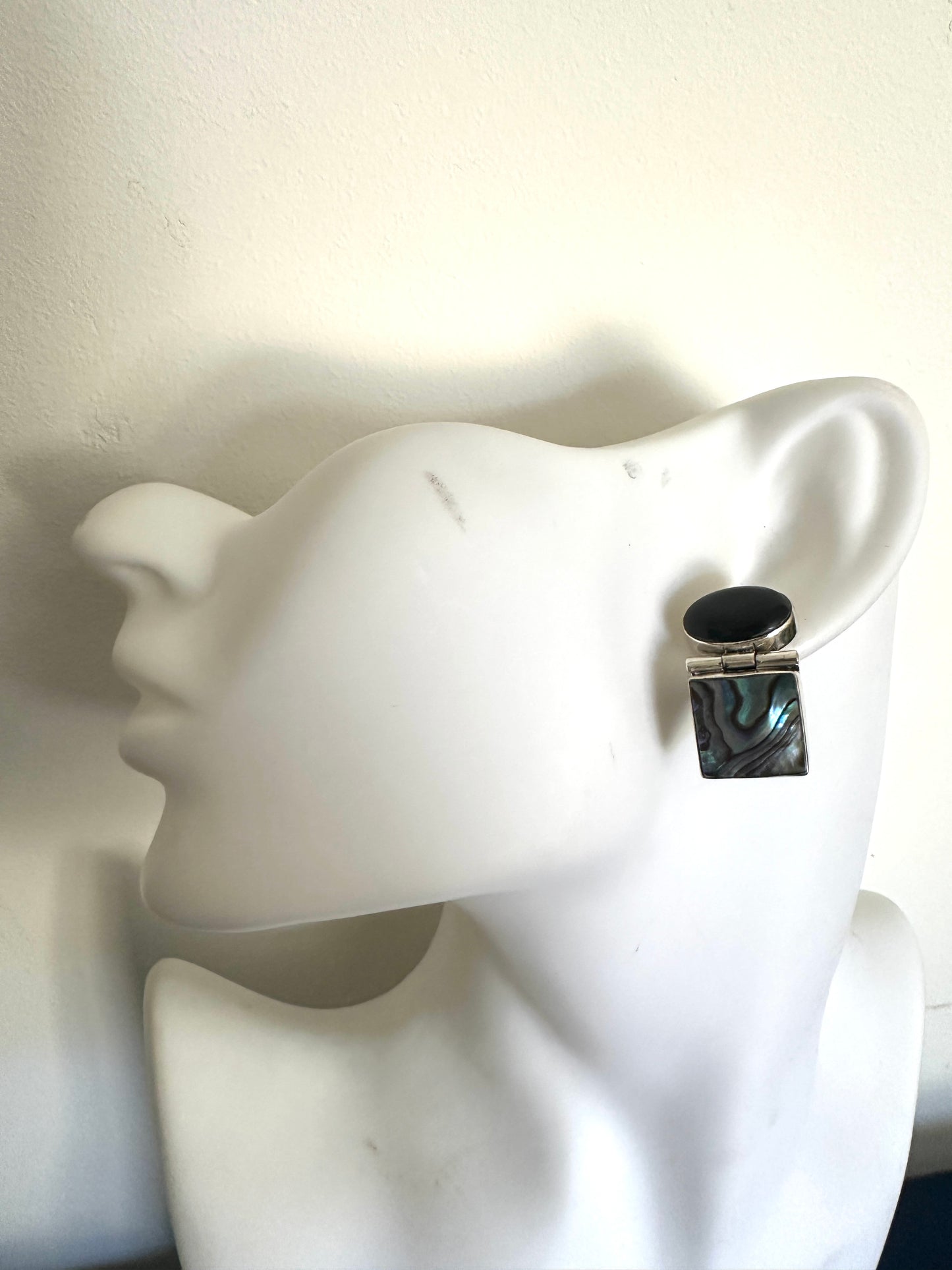 Abalone withbBlack Onyx