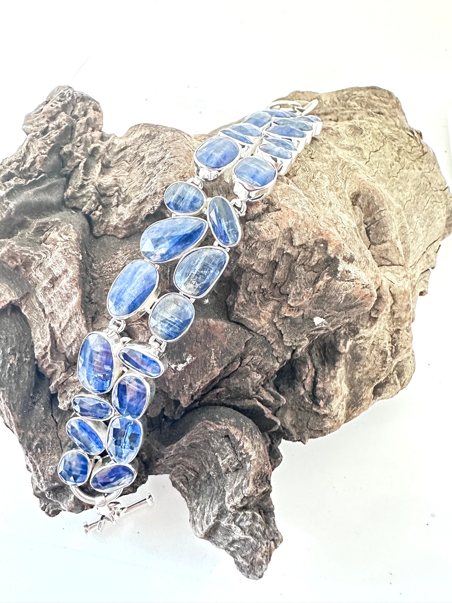 Kyanite