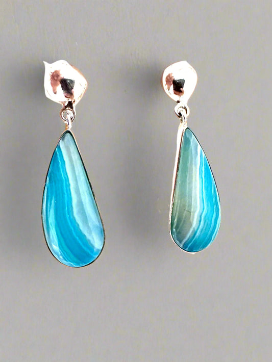Blue Banded Onyx with Silver stud